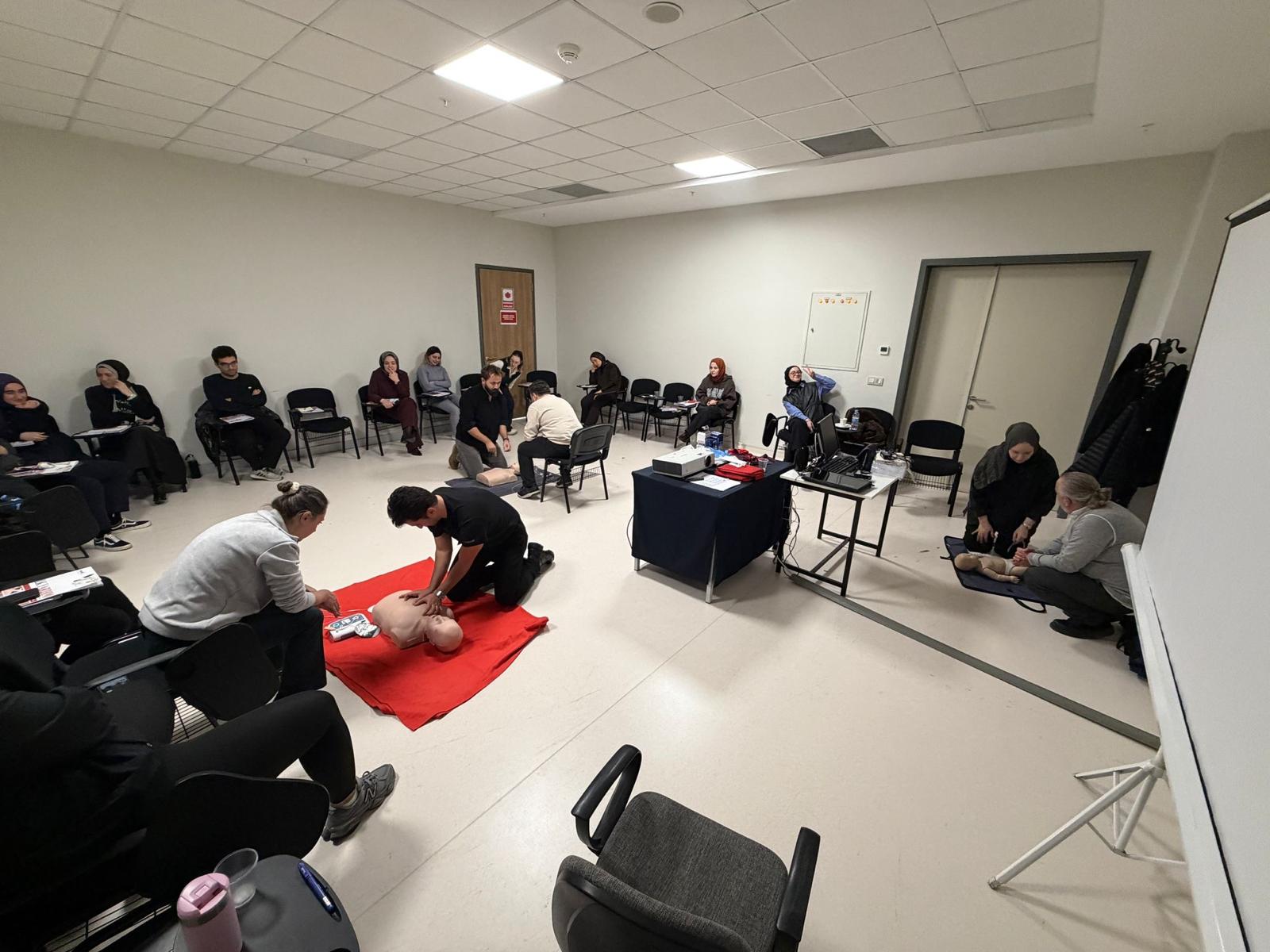 Kurumsal ilk yardım eğitimi